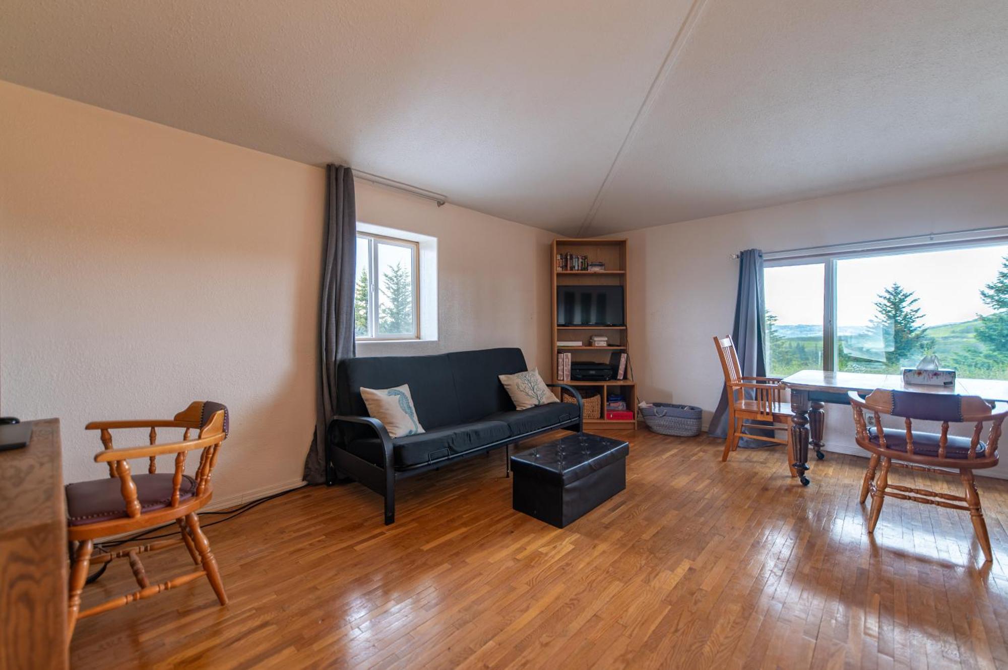 Girded Heart Lodge Anchor Point Экстерьер фото